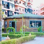 Resort Med 24T Sikkerhet Og Basseng - Naerme Gueliz